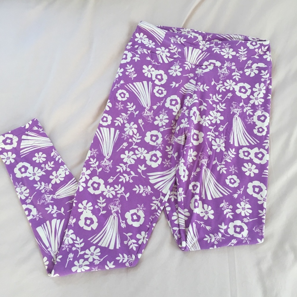 💜 Disney print LuLaRoe leggings 💜